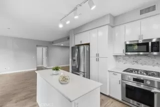 Photo #6: SW26039502 Listing 