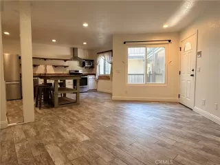 Photo #2: SW26043277 Listing 