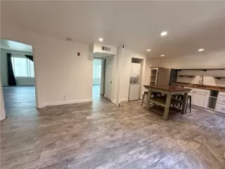 Photo #4: SW26043277 Listing 