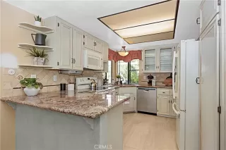 Photo #6: SW26043482 Listing 