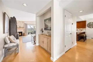 Photo #6: SW26044326 Listing 