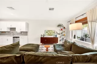 Photo #4: SW26045464 Listing 