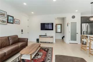 Photo #5: SW26051734 Listing 