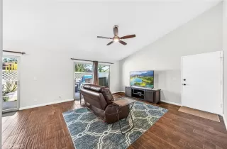 Photo #4: SW26058363 Listing