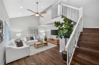 Photo #1: SW26063830 Listing 