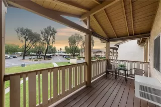 Photo #4: SW26065161 Listing 