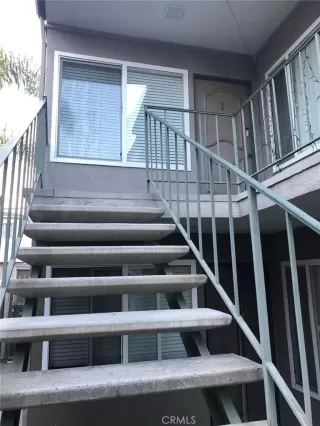 Photo #4: SW26076670 Listing 