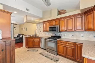 Photo #6: SW26078332 Listing