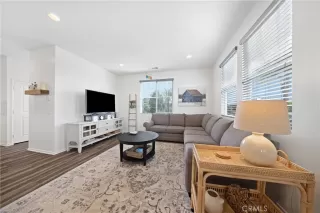 Photo #2: SW26083129 Listing 