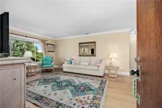 Photo #6: SW26084485 Listing 