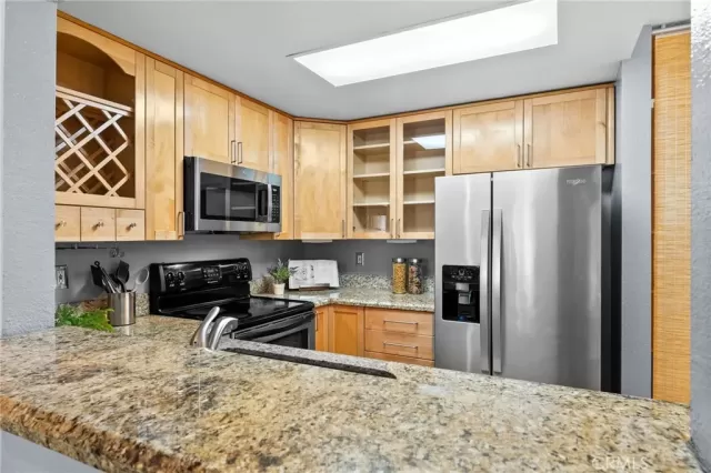 MLS: SW26085818 Condo For Sale