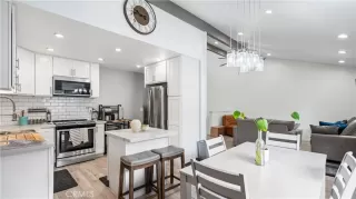 Photo #3: SW26098868 Listing 