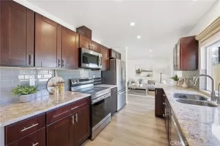 Photo #4: SW26099642 Listing 