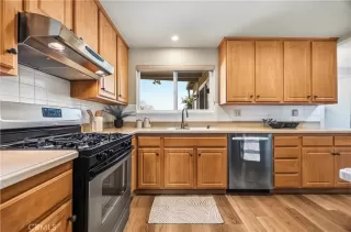 Photo #6: SW26101029 Listing 