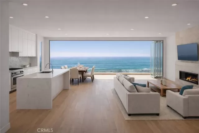MLS: SW26101614 Condo For Sale