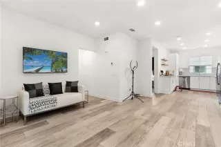 Photo #1: SW26101861 Listing