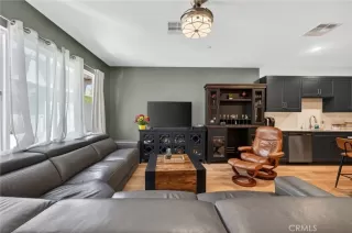 Photo #6: SW26105480 Listing