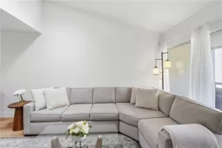 Photo #2: SW26106539 Listing 