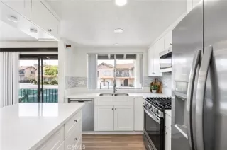 Photo #5: SW26110218 Listing
