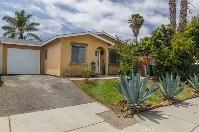 MLS: SW26115396 Condo For Sale