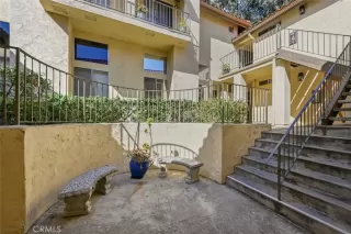 Photo #2: SW26116310 Listing