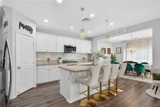 Photo #3: SW26119195 Listing 