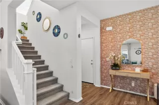 Photo #5: SW26119195 Listing 