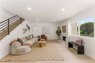 Photo #4: SW26123658 Listing