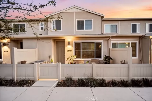 MLS: SW26127268 Condo For Sale
