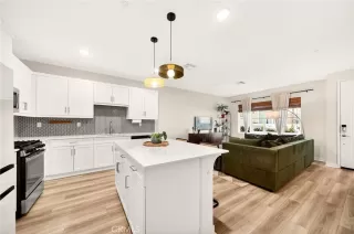 Photo #6: SW26127268 Listing