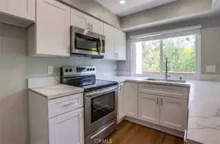 Photo #1: SW26134884 Listing 