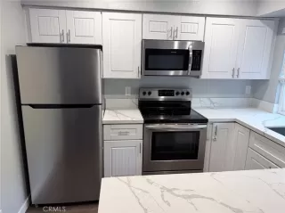 Photo #3: SW26134884 Listing 