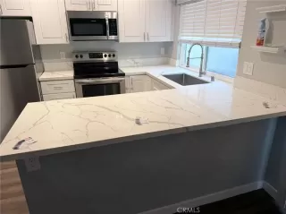 Photo #4: SW26134884 Listing 