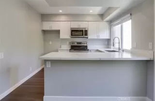 Photo #5: SW26134884 Listing 