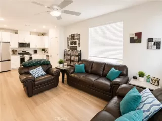 Photo #4: SW26135948 Listing