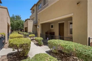 Photo #4: SW26143755 Listing