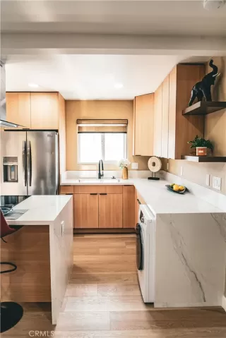 Photo #3: SW26143771 Listing