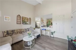 Photo #2: SW26148675 Listing