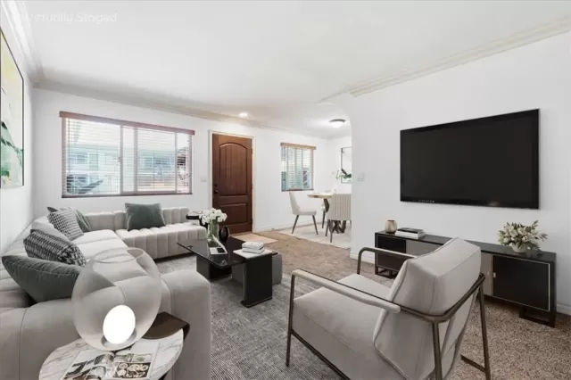 MLS: SW26154675 Condo For Sale