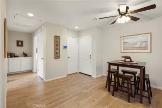 Photo #4: SW26155423 Listing