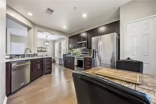 Photo #2: SW26155957 Listing 