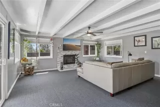 Photo #2: SW26159087 Listing
