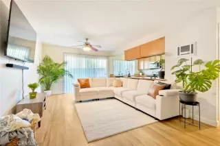 Photo #3: SW26162917 Listing 