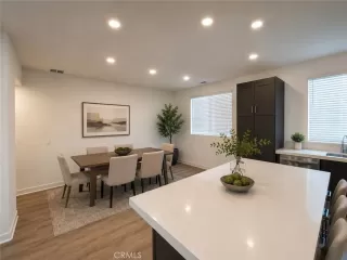 Photo #4: SW26163150 Listing 