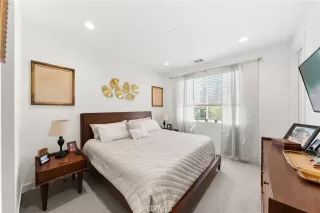 Photo #2: SW26169949 Listing