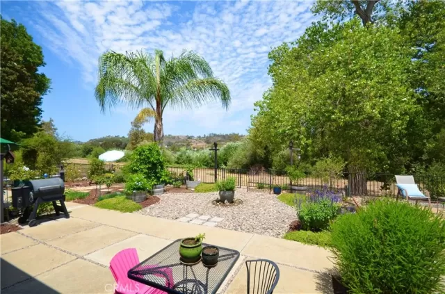 MLS: SW26173101 Condo For Sale