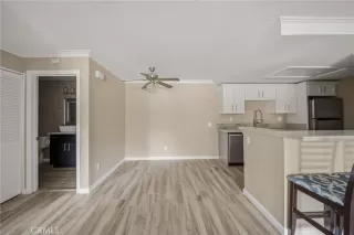Photo #6: SW26174993 Listing