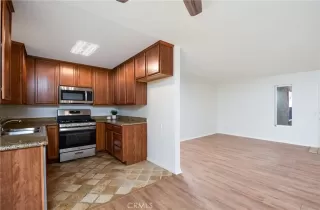 Photo #4: SW26175763 Listing