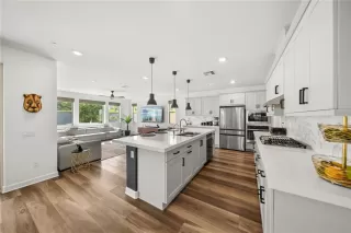 Photo #5: SW26183500 Listing
