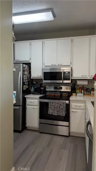 Photo #5: SW26184732 Listing 